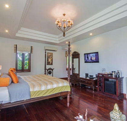 Mane Royal Jacuzzi Suite