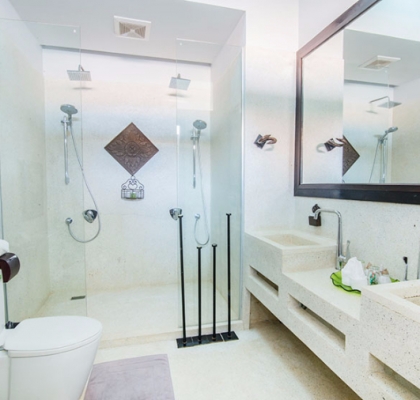 Mane Royal Jacuzzi Suite