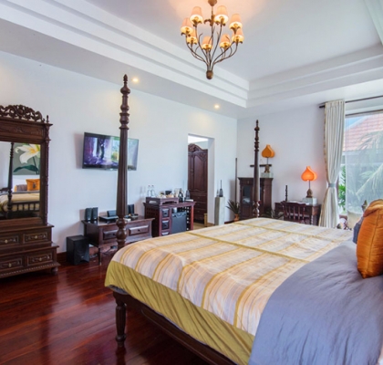 Mane Royal Jacuzzi Suite