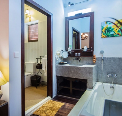 Mane Royal Family Two-Bedroom Suite