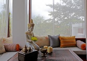 Mane Royal Jacuzzi Suite Lounge